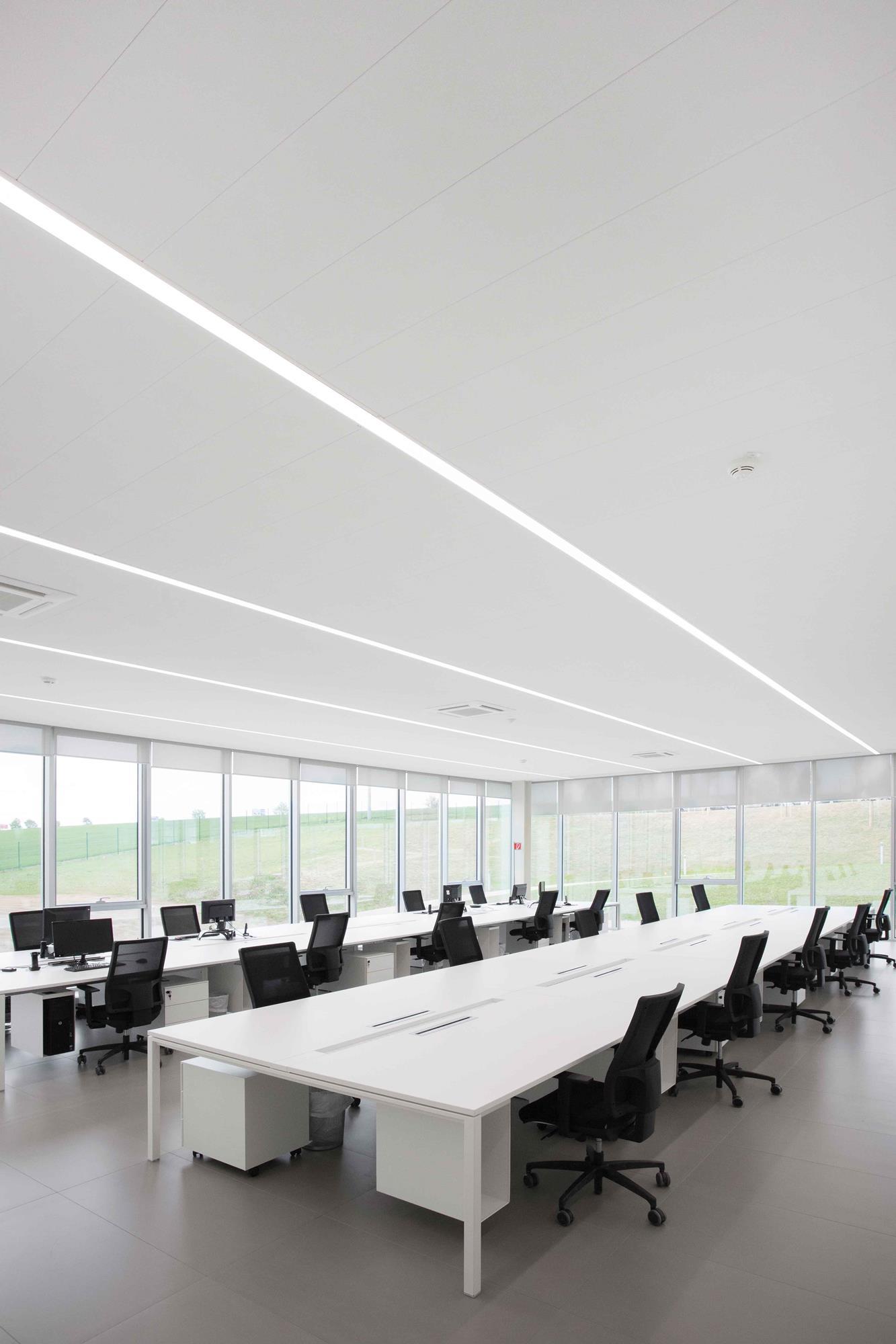 Cpd 7 2019 Specifying Suspended Ceilings For Health And Wellbeing