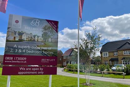 Bewley Homes site in Faringdon Oxfordshire copy _v1