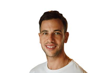 guy horne hspg white background
