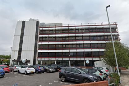 vivid head office