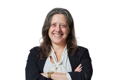 Juliette Enser - Headshot-Photoroom