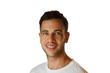 guy horne hspg white background