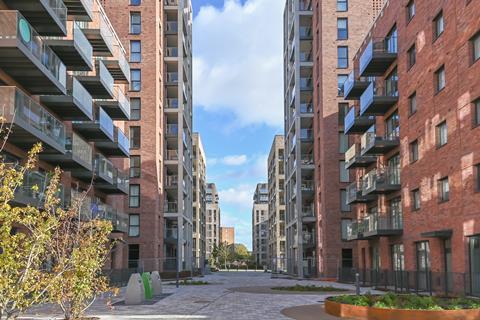 shutterstock_2396225927