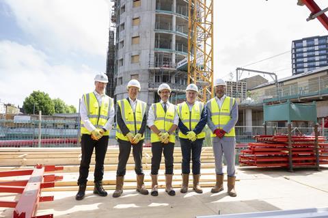 100 Chalk Farm Road - Andrew McGarvie, Jonathan Seal, Simon De Friend, Richard Cook, Paul Eden (Left to right)